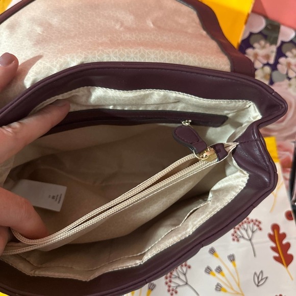 Maroon shoulder bag - Picture 4 of 6
